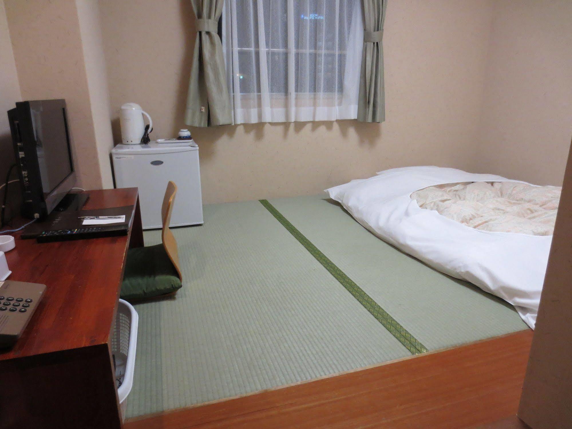 Hotel Minatoya Коті Екстер'єр фото